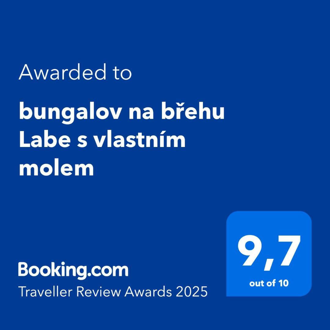 Bungalov Na Brehu Labe S Vlastnim Molem Pardubice Dış mekan fotoğraf